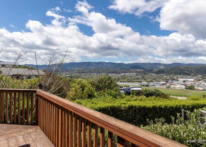  at 43 Percy Kinsman Crescent, Riverstone Terraces, Upper Hutt