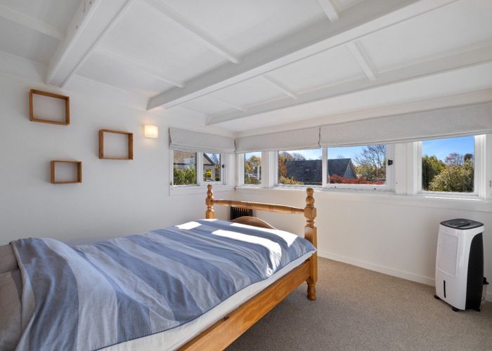  at 15 Buxton Terrace, Saint Martins, Christchurch