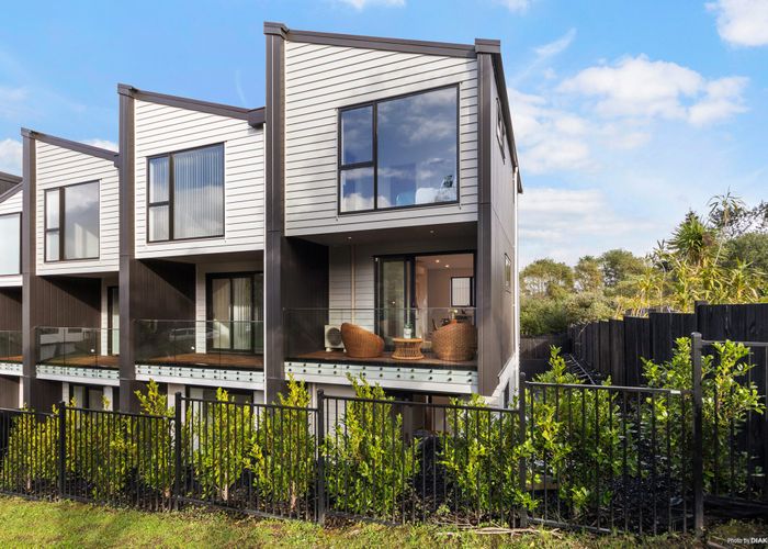  at 3/13 Crosby Road, West Harbour, Waitakere City, Auckland