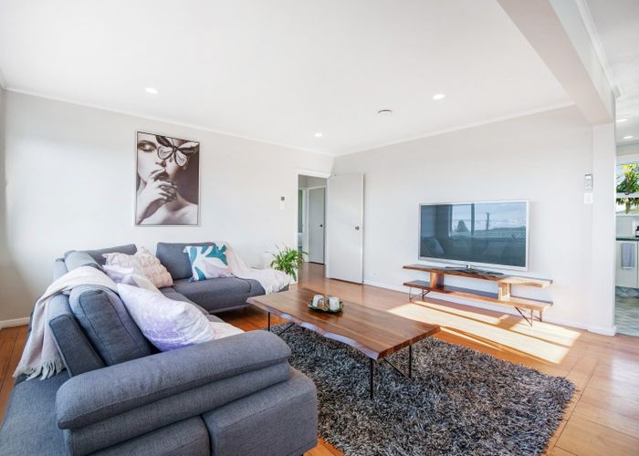  at 8A Melandra Road, Stanmore Bay, Rodney, Auckland