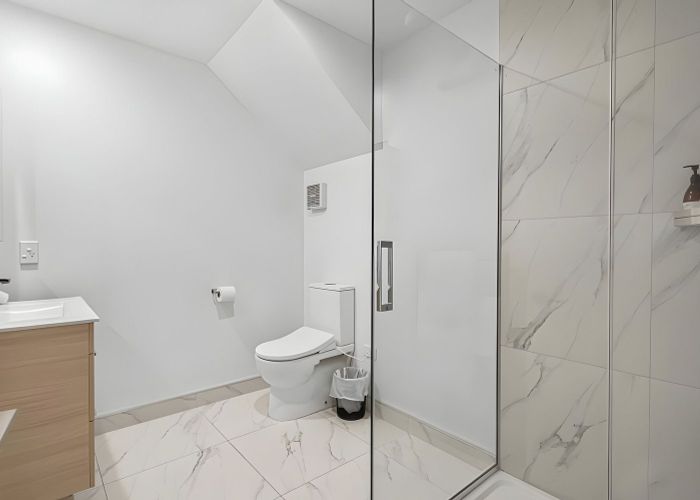  at 2/330 Cashel Street, City Centre, Christchurch City, Canterbury