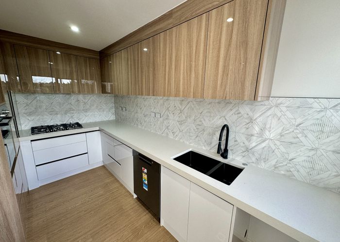  at 9a Parrish Road, Sandringham, Auckland City, Auckland