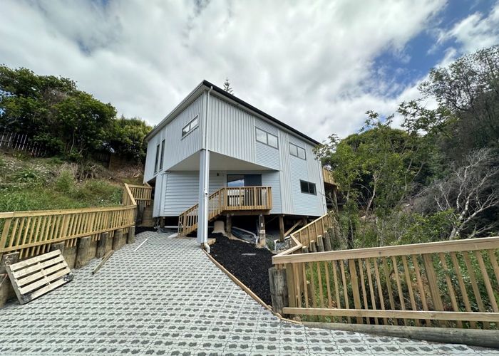  at 70 Tiri Tiri Rd, Birkdale, North Shore City, Auckland