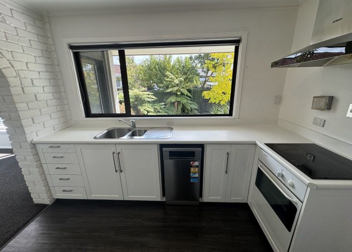  at 9b Blairdon Place, Bishopdale, Christchurch City, Canterbury