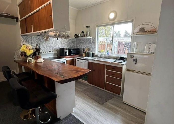  at 7D June Place, Hamilton East, Hamilton, Waikato