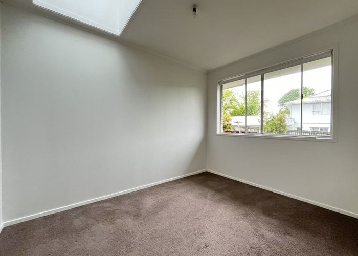  at 2/25 Wells Road, Half Moon Bay, Manukau City, Auckland