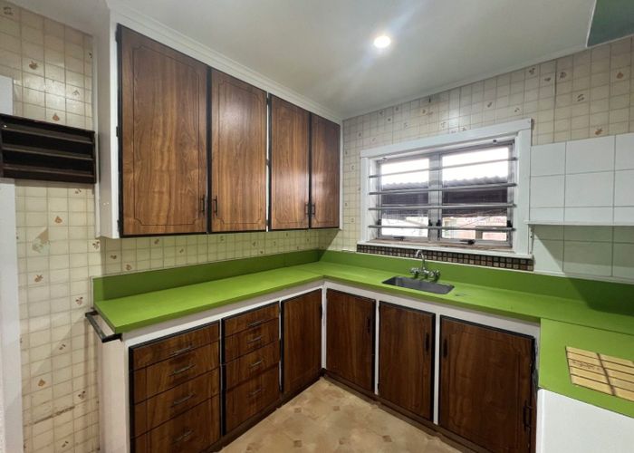  at 564 Great South Road, Papatoetoe, Manukau City, Auckland