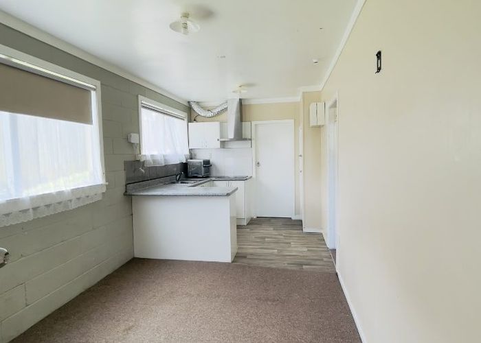  at 12/3 Tahi Terrace, Glen Eden, Waitakere City, Auckland