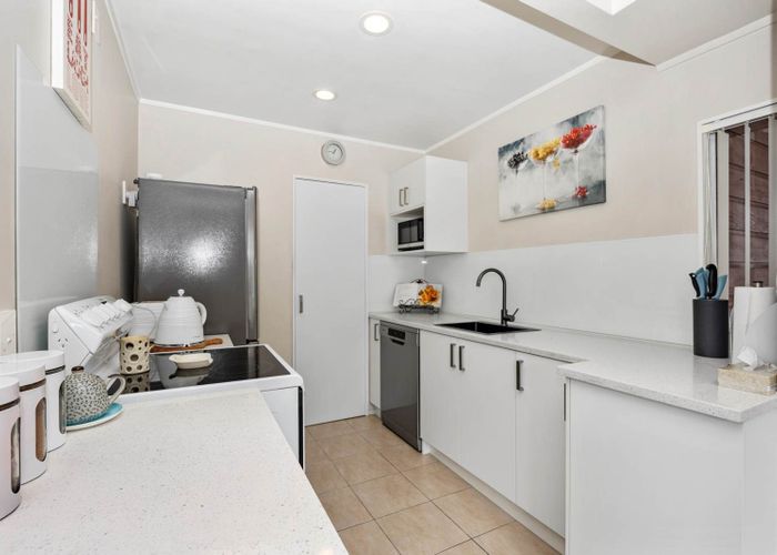  at 88A Don Buck Road, Massey, Waitakere City, Auckland
