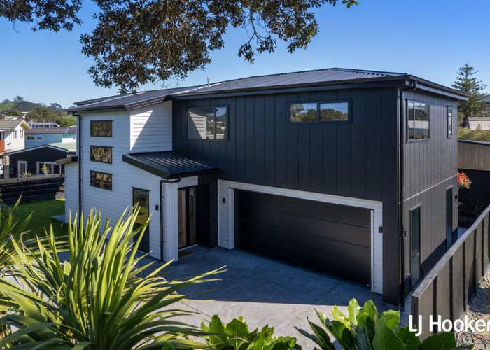  at 100B Dillon Street, Waihi Beach