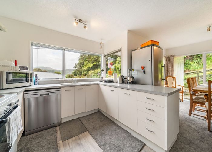  at 19B James Grove, Stokes Valley, Lower Hutt, Wellington