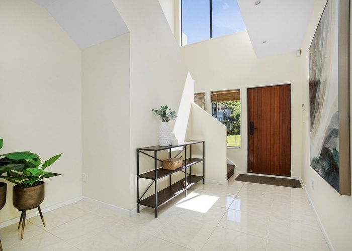  at 39 Arahiwi Grove, Tirohanga, Lower Hutt, Wellington