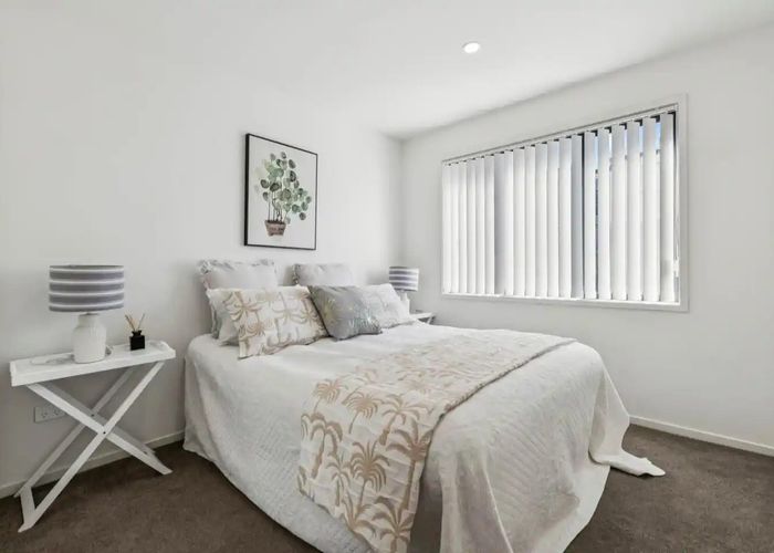  at 10 Stroom Street, Flat Bush, Manukau City, Auckland