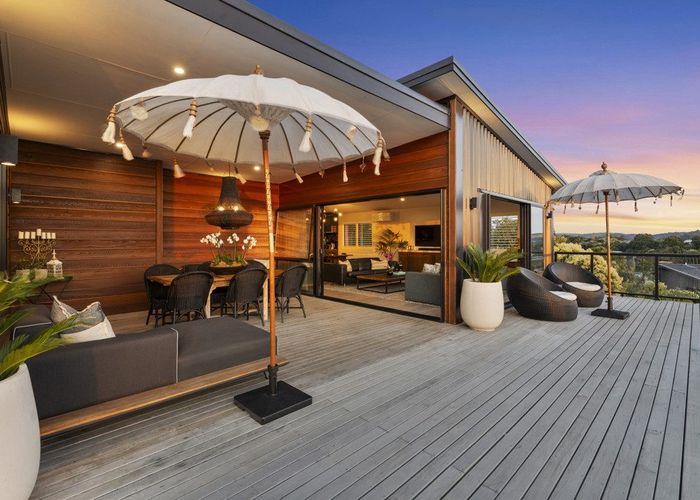  at 8A Park Road, Surfdale, Waiheke Island, Auckland