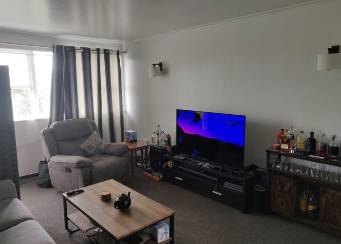  at 105 Te Atatu Road, Te Atatu South, Waitakere City, Auckland