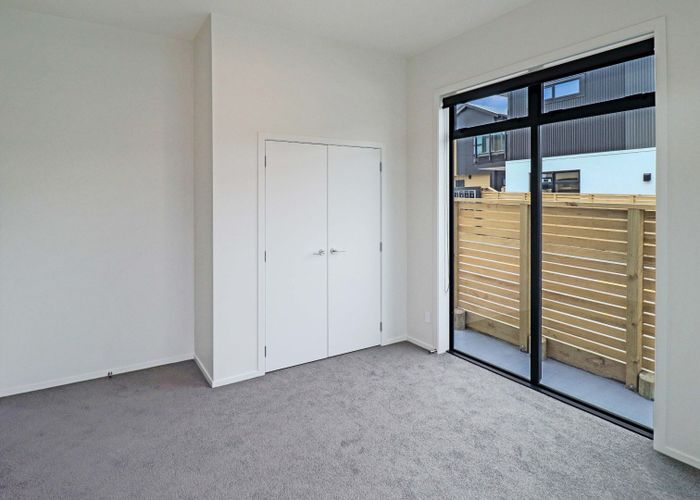  at 3A/11 The Strand, Wainuiomata, Lower Hutt, Wellington