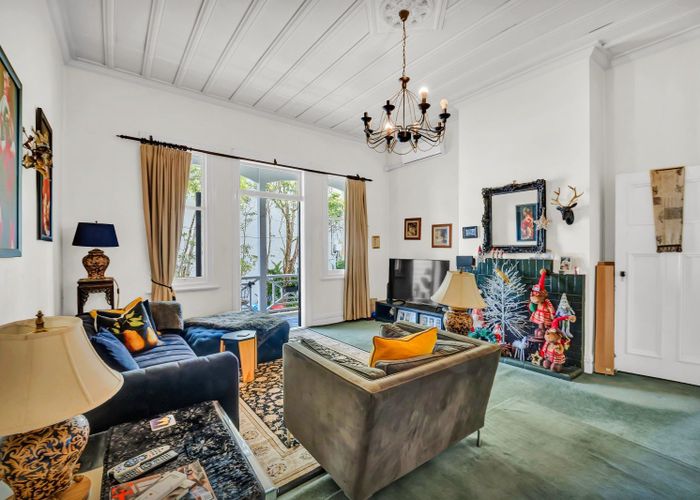 at 38 Gladstone Road, Parnell, Auckland