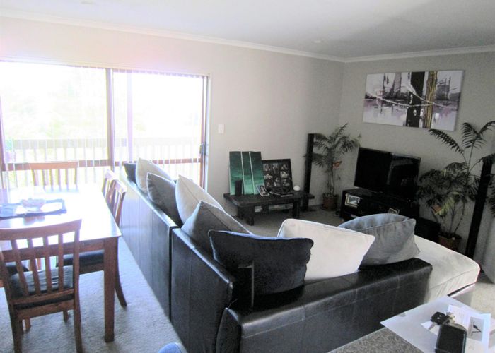  at 94C Forest Lake Road, Forest Lake, Hamilton, Waikato