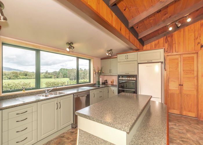 at 382 Kimberley Road, Levin, Levin