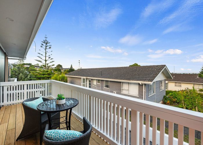  at 68 Weatherly Road, Torbay, Auckland