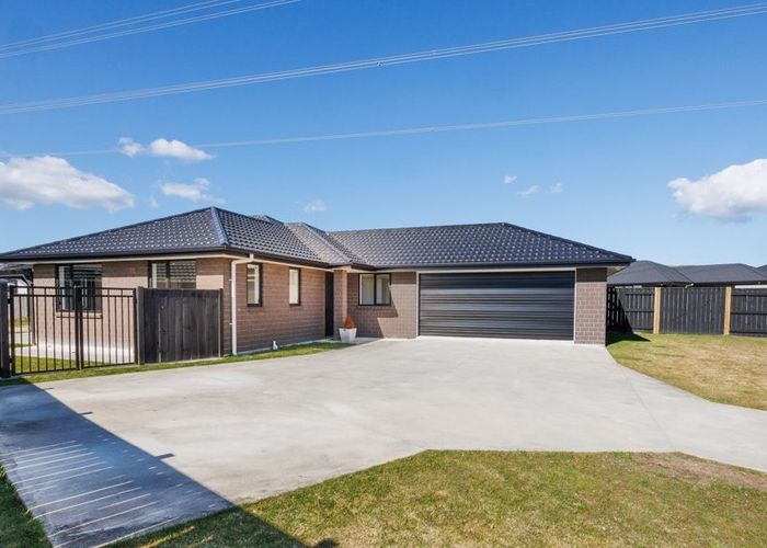  at 26 Sardinia Grove, Fitzherbert, Palmerston North