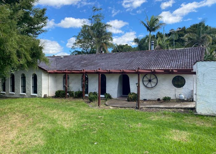  at 27 Gracechurch Drive, Flat Bush, Auckland