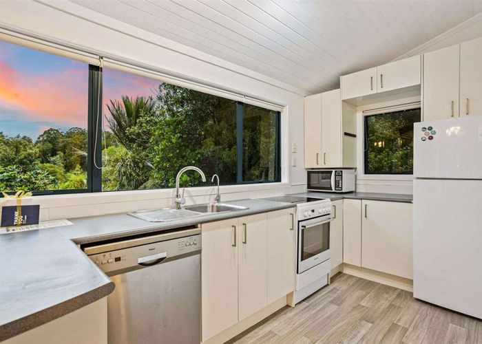  at 705 Scenic Drive, Henderson Valley, Auckland