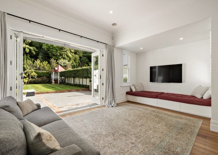  at 30 Upton Terrace, Thorndon, Wellington, Wellington