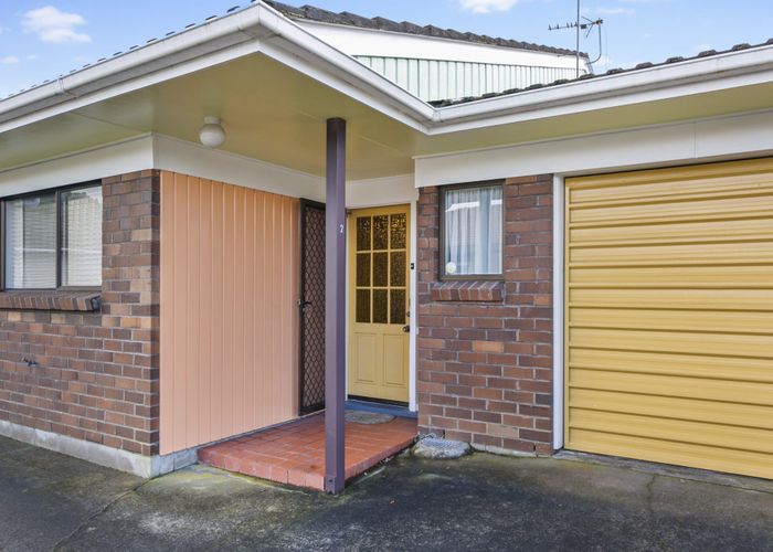  at 2/377 Blockhouse Bay Road, Blockhouse Bay, Auckland City, Auckland