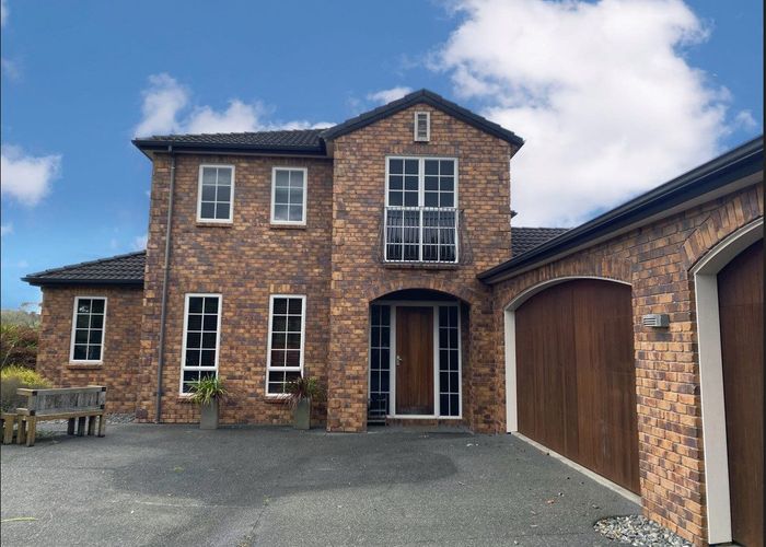  at 32 Langford Place, Albany