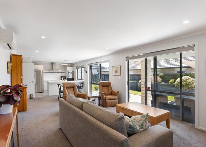  at 8 Livingstone Drive, Papamoa Beach, Tauranga, Bay Of Plenty