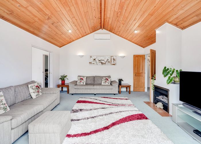  at 37 Greenfield Drive, Western Heights, Hamilton, Waikato