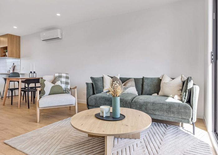  at 3 Bed/30 Kanapa Road, Northcross, North Shore City, Auckland