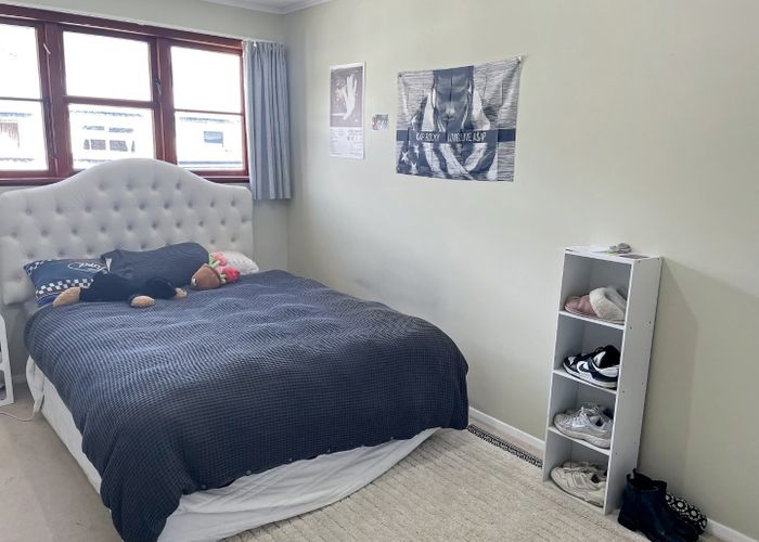  at 8 Atiawa Crescent, Waiwhetu, Lower Hutt, Wellington