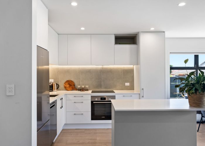  at 16F Cradock Street, Avondale, Auckland City, Auckland