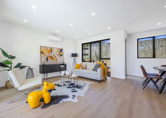  at 744 East Coast Road, Pinehill, Auckland