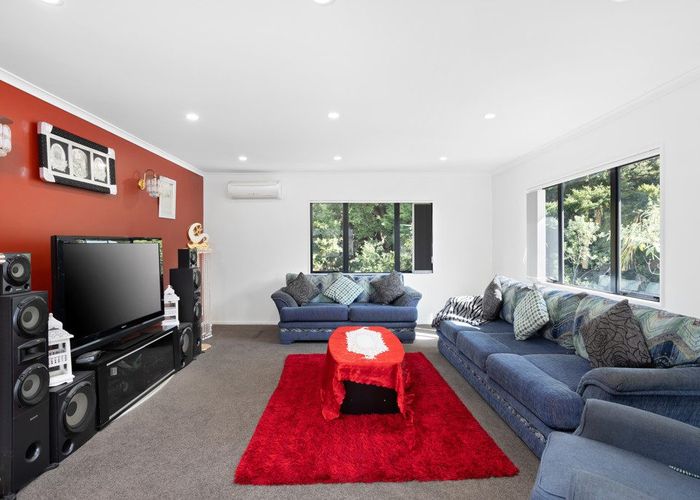  at 26 The Enclave, Totara Heights, Manukau City, Auckland