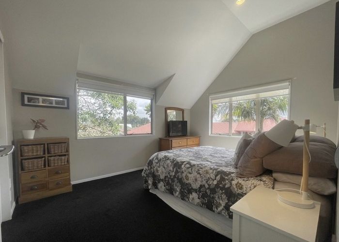  at 4/21 Elm Street, Avondale, Auckland City, Auckland