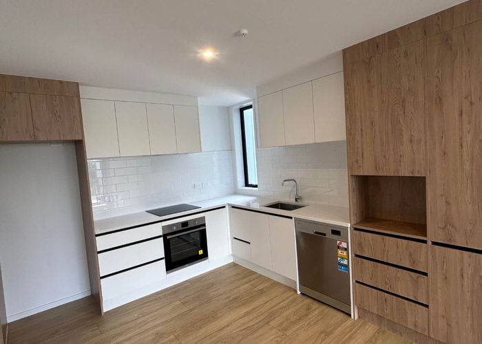  at 7/16 Treasure Lane, Te Atatu South, Waitakere City, Auckland