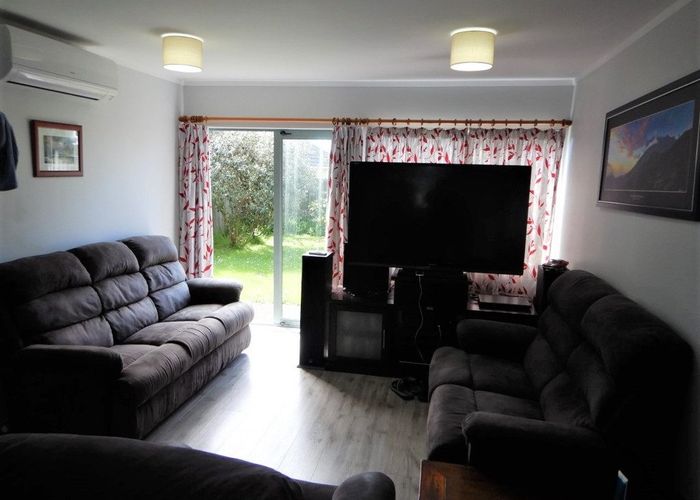  at 13 Kona Crecent, Henderson, Waitakere City, Auckland