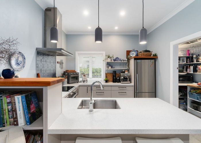 at 19 Clifton Avenue, Carterton, Carterton, Wellington