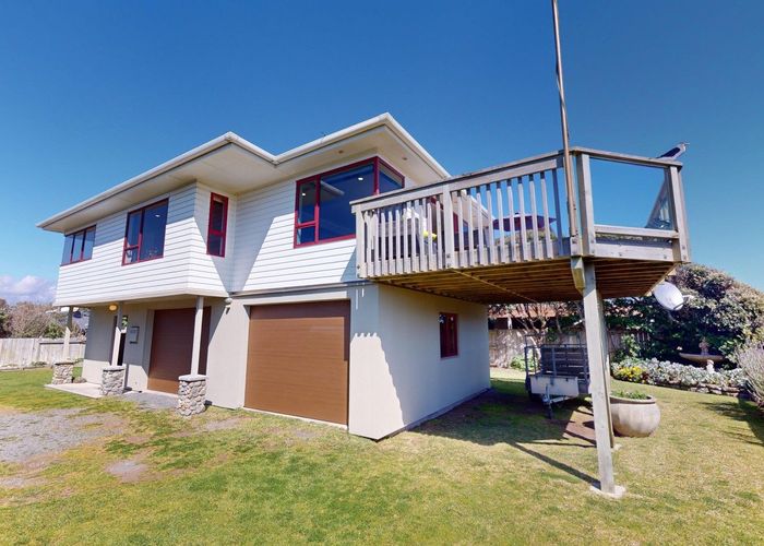  at 27A Rua Avenue, Waitarere Beach, Levin