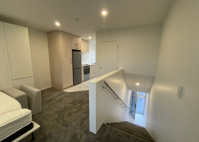  at 17 Winchester Street, Merivale, Christchurch City, Canterbury