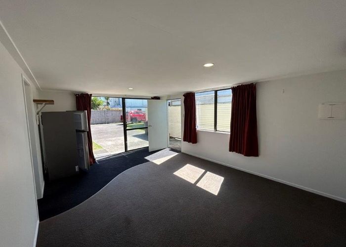  at 1186 Papamoa Beach Road, Papamoa Beach, Tauranga, Bay Of Plenty