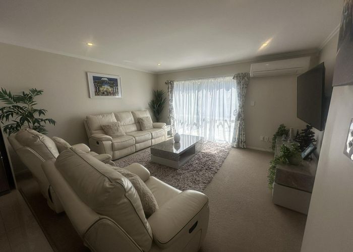  at 5 Ashington Road, Silverstream, Upper Hutt, Wellington