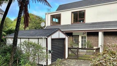  at 2/75 Delhi Crescent, Khandallah, Wellington