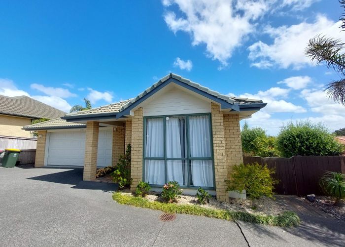  at 4/57 Whitford Road, Howick, Manukau City, Auckland