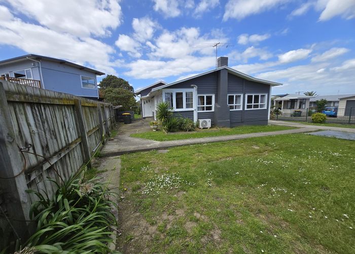  at 40 Evans Road, Manurewa, Manukau City, Auckland