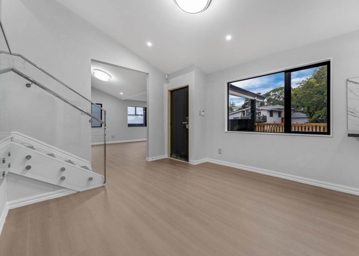  at 212 Hillside Road, Papatoetoe, Manukau City, Auckland