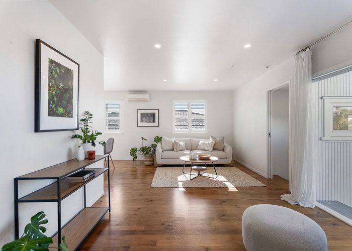  at 12 Nutsey Avenue, Northcote, North Shore City, Auckland